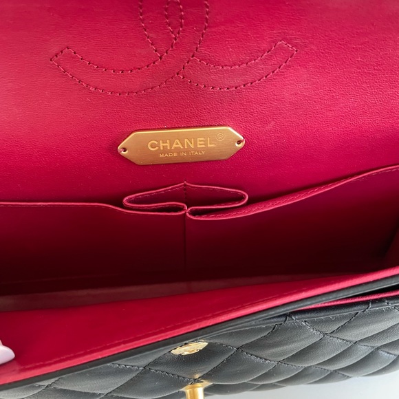 — SOLD — CHANEL CLASSIC CHAIN - Picture 4 of 15